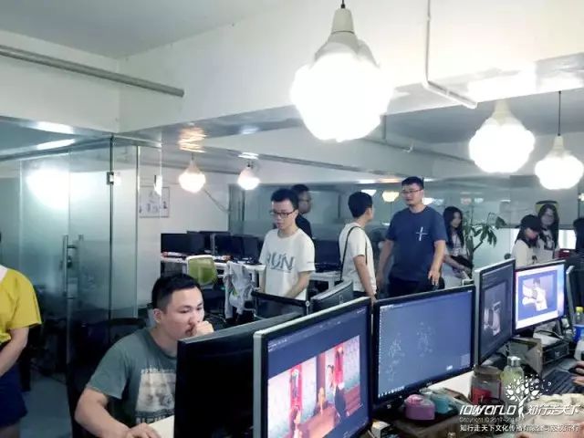 知行走天下