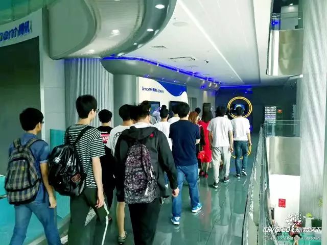 知行走天下